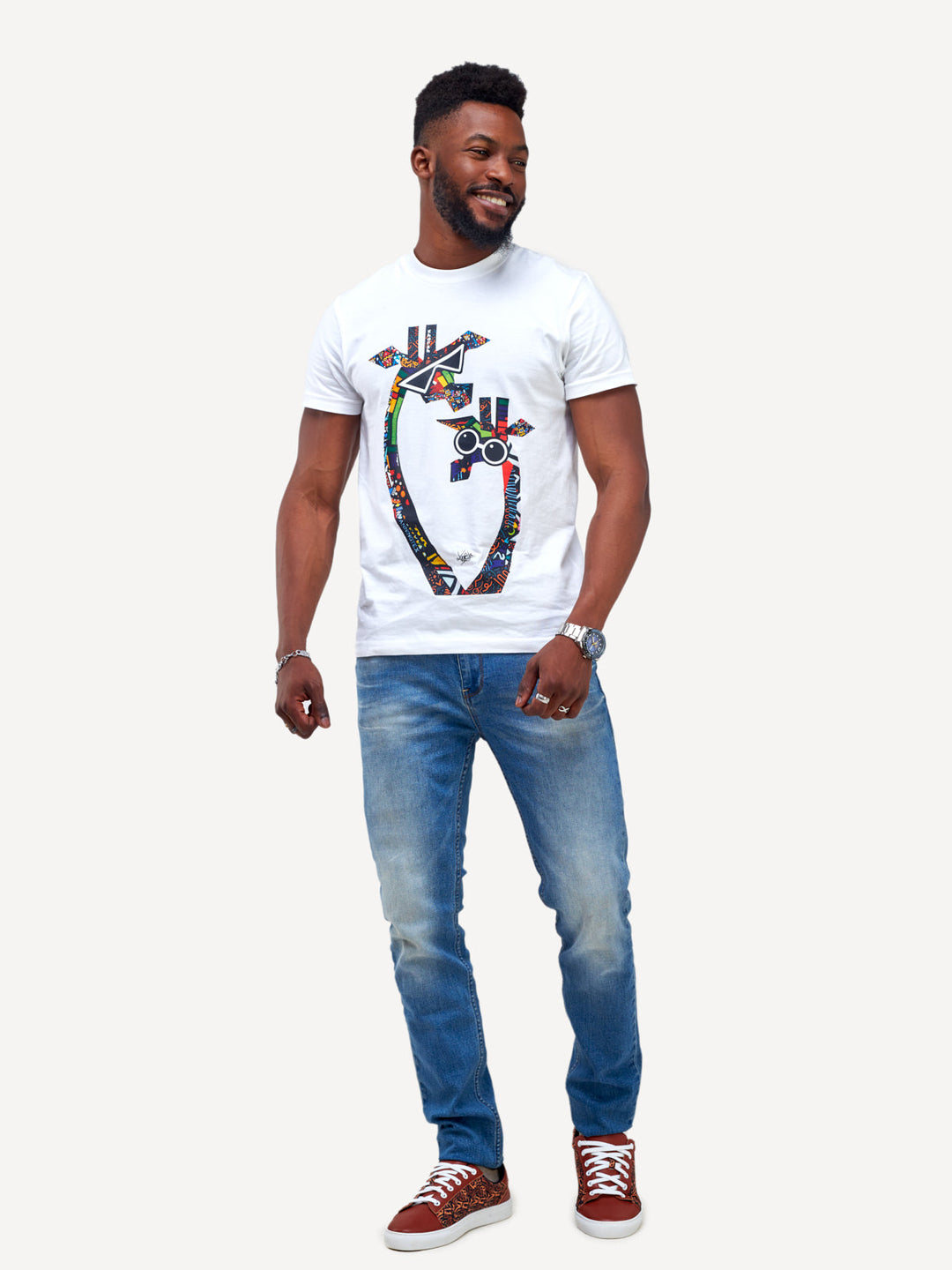 Kitu Kali Graphic Ts: White with Twiga