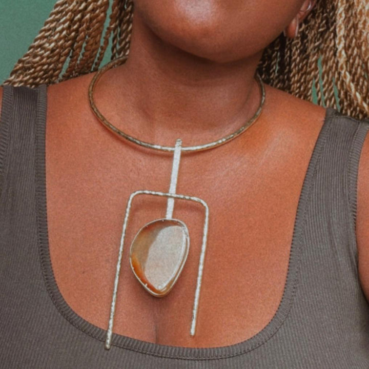 Malkia.E Agate Gemstone Neckpiece