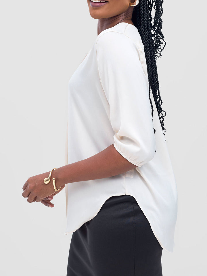 Vivo Dua 3/4 Sleeved V Neck Shirt - Buttermilk