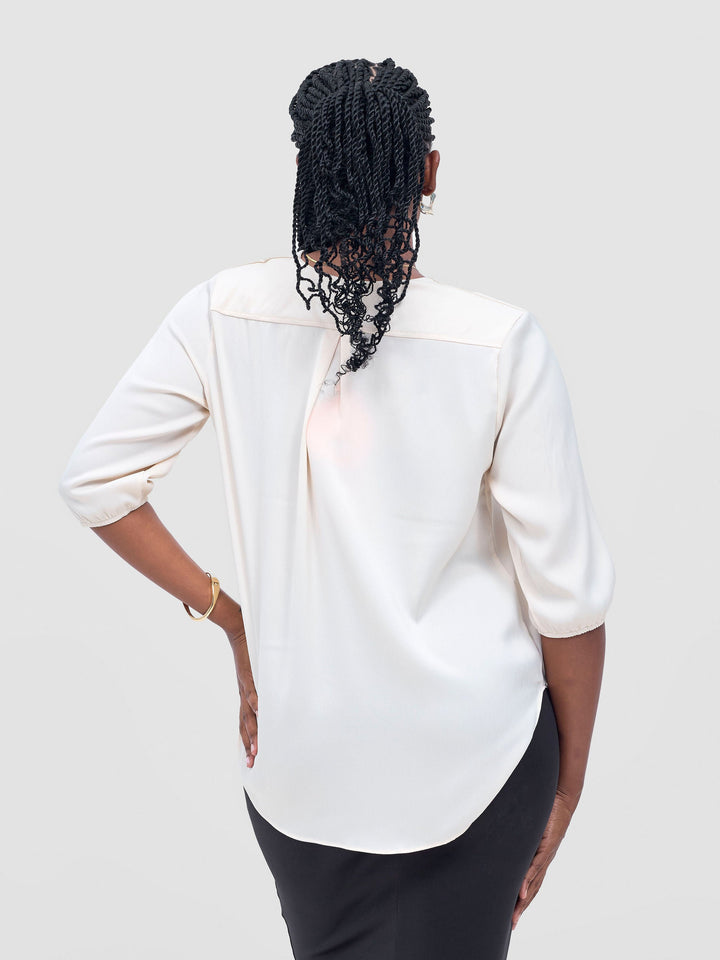 Vivo Dua 3/4 Sleeved V Neck Shirt - Buttermilk
