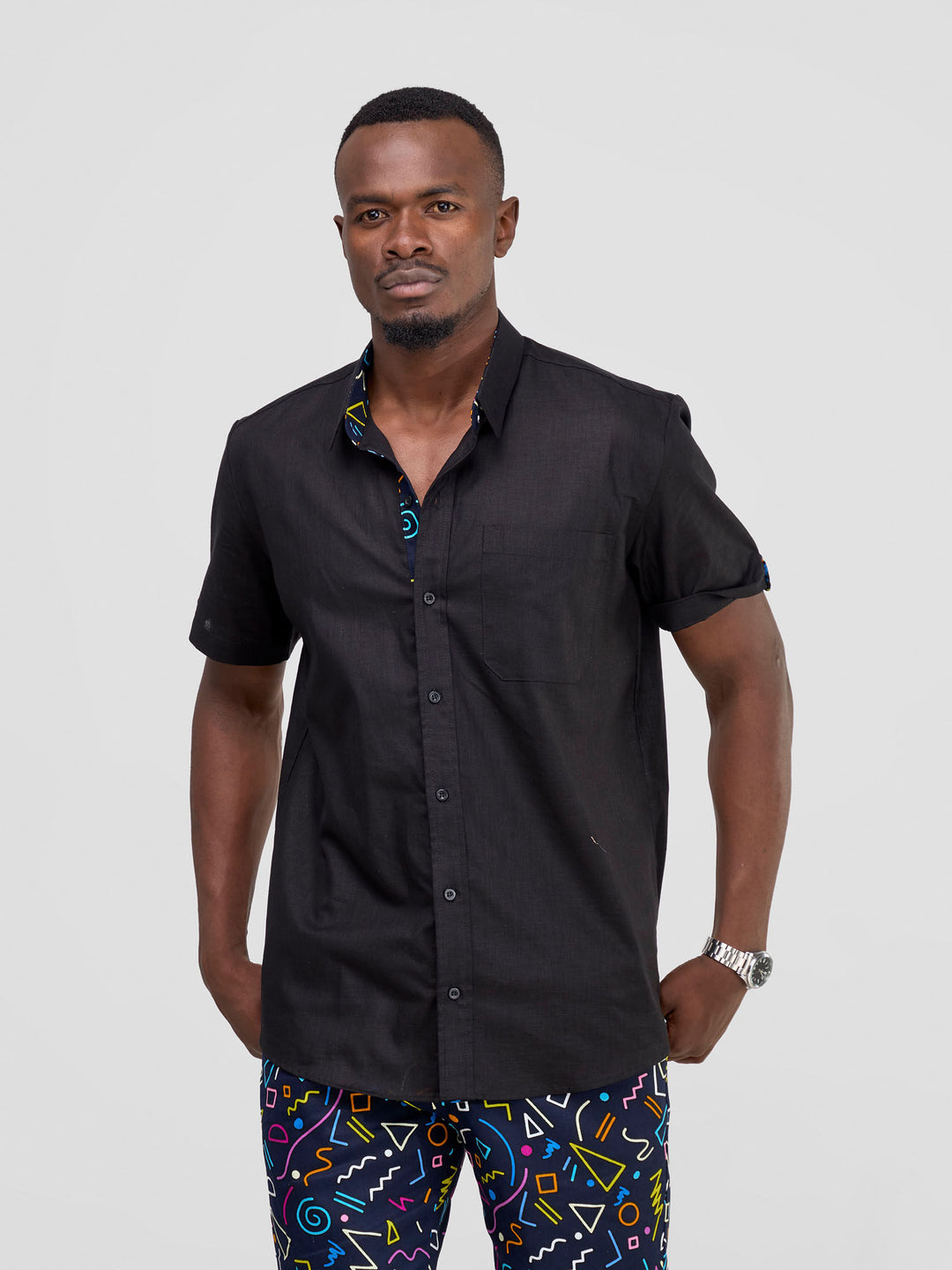 Safari Men's Short Sleeve Shirt - Black / Tari Print