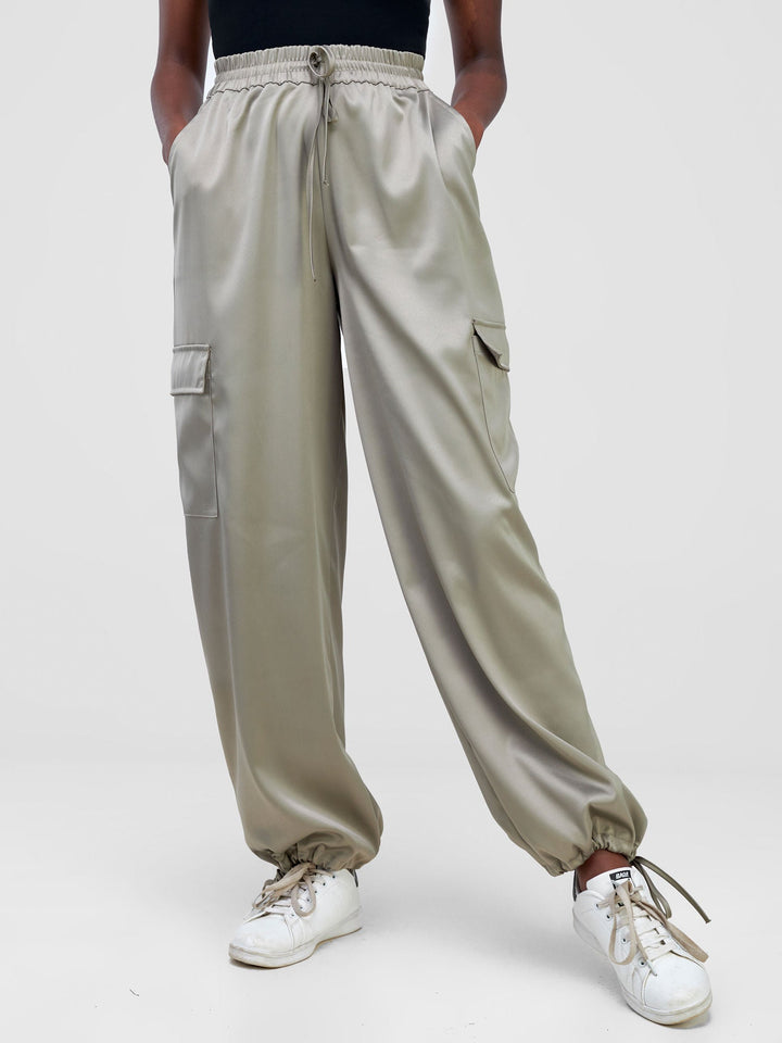 Zoya Luna Cargo Pants - Light Grey