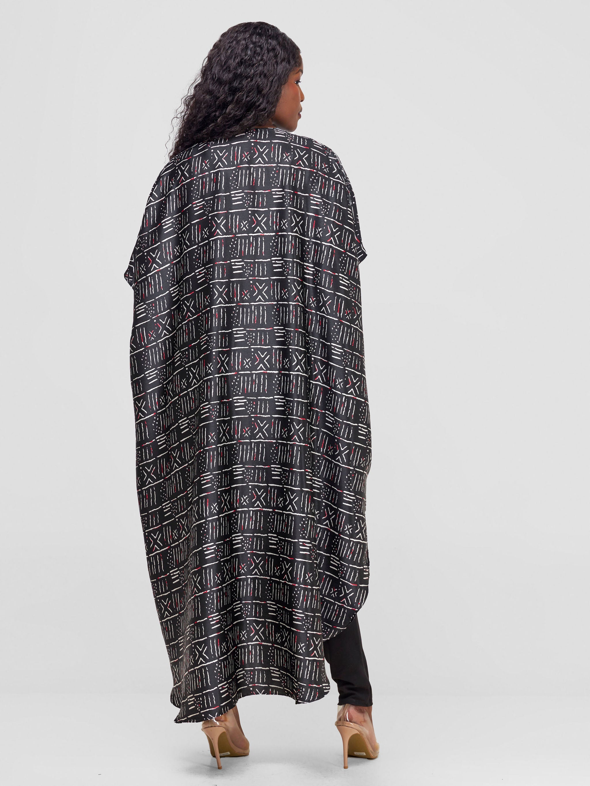 Vivo Extra Wide Kaftan - Black / White Tribal Print