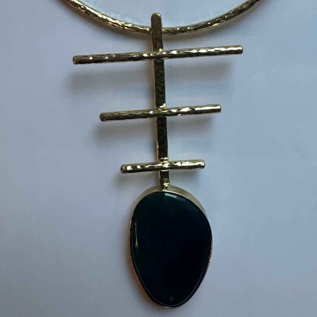 Malkia.E Agate Gemstone Neckpiece