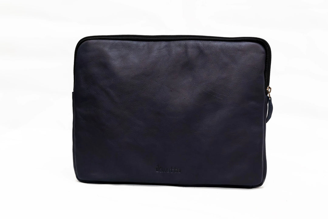 Ikwetta Padded Laptop Case