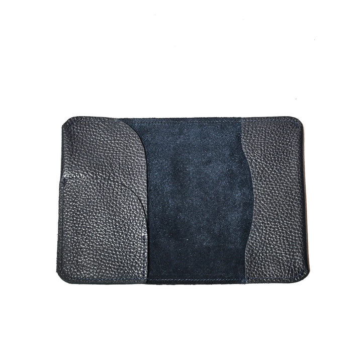 Ikwetta Ray Passport Holder