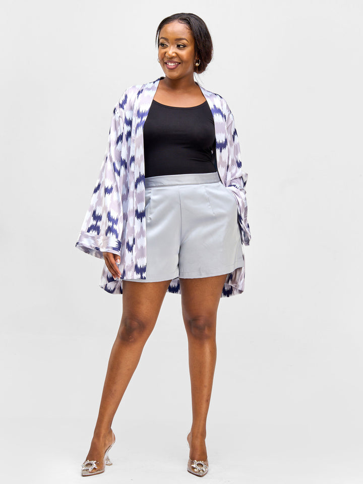 Vivo Nimali Satin Short Kimono - Wingu