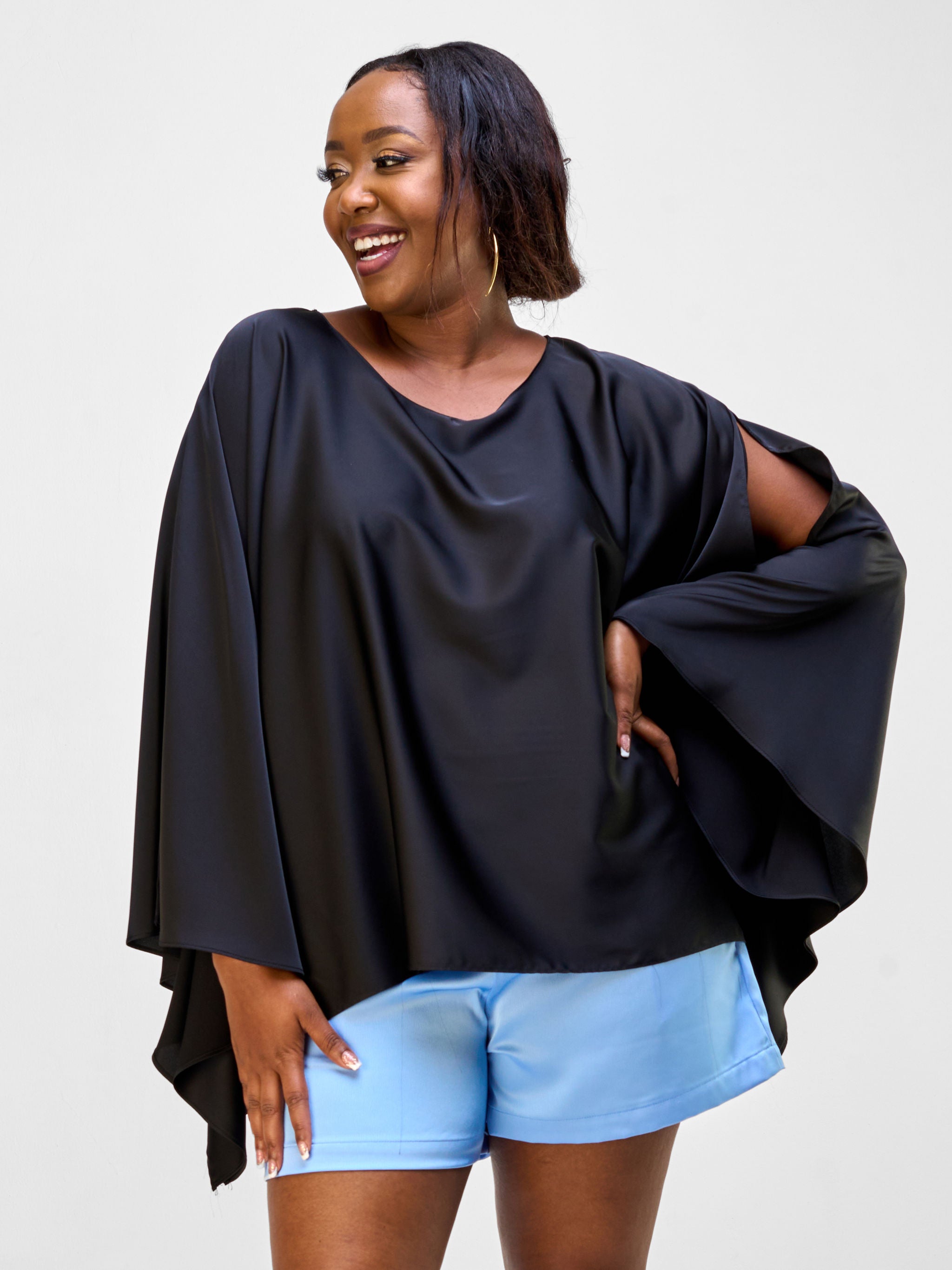 Vivo Nimali Short Satin Kaftan - Black